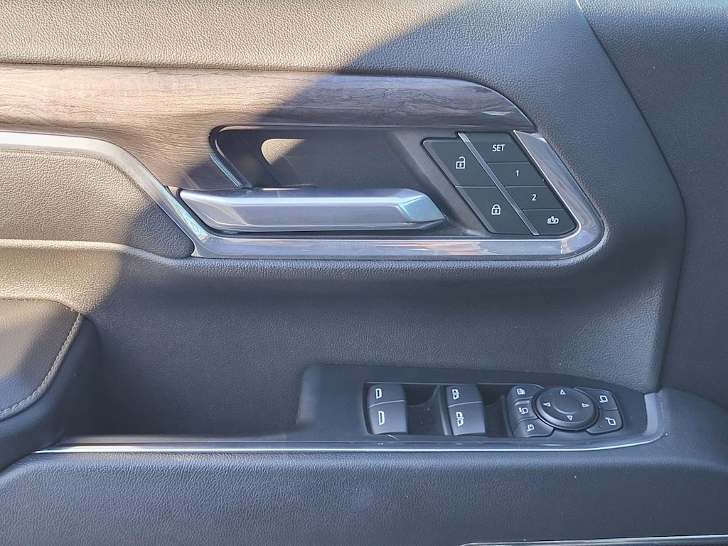 Thumbnail: 2024 Chevrolet Silverado 2500 - 21