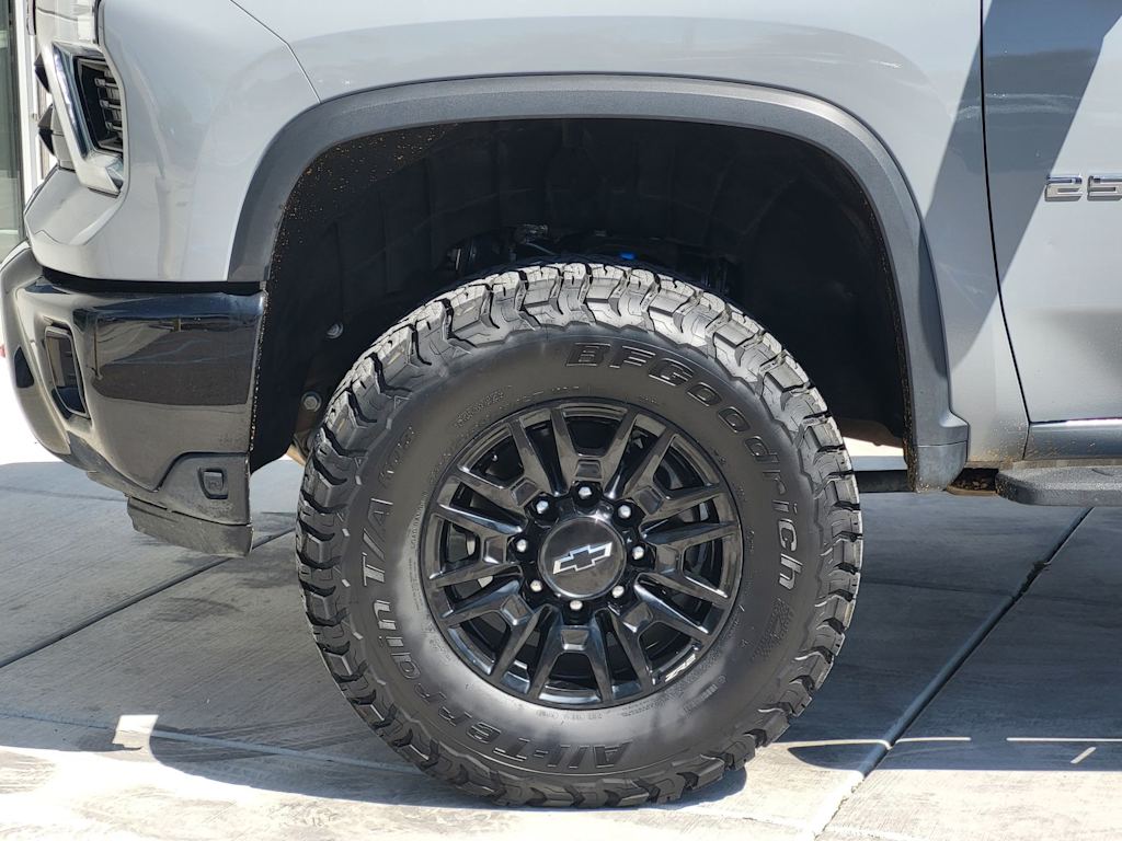 Thumbnail: 2024 Chevrolet Silverado 2500 - 6