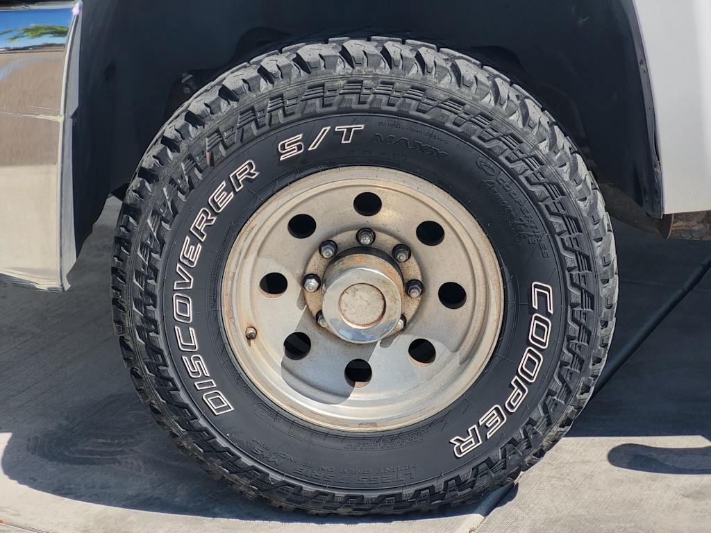Thumbnail: 2007 Chevrolet Silverado 2500 - 19