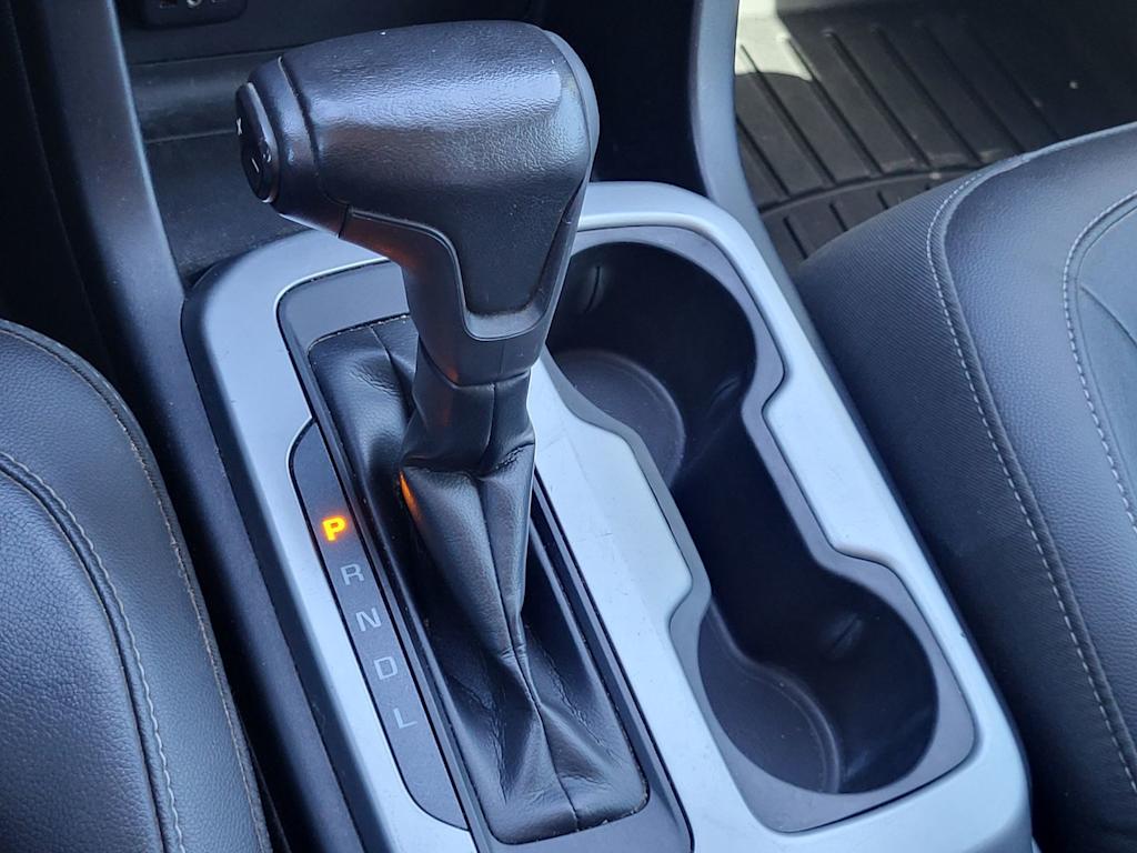 Thumbnail: 2019 Chevrolet Colorado - 13