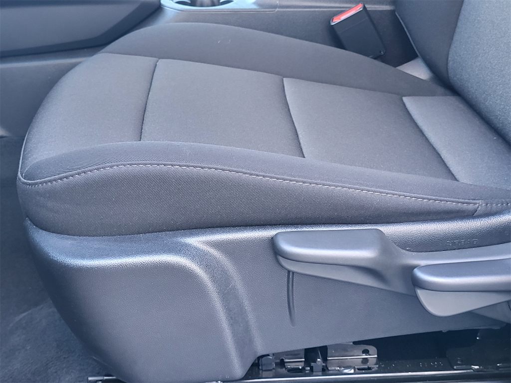 Thumbnail: 2025 Chevrolet Colorado - 27