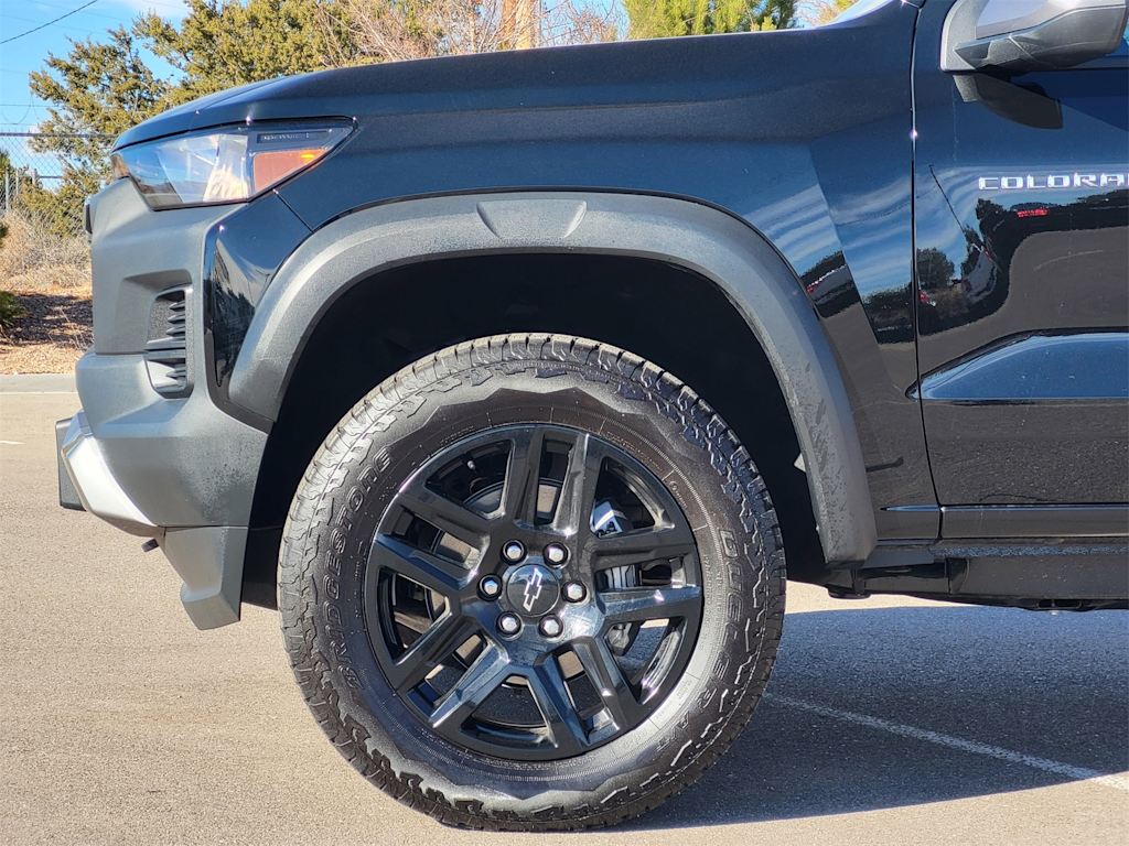 Thumbnail: 2025 Chevrolet Colorado - 8