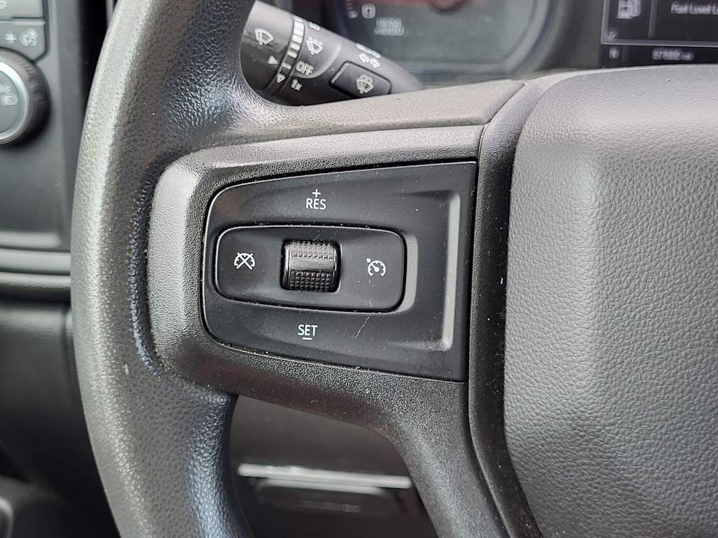 Thumbnail: 2019 Chevrolet Silverado 1500 - 17