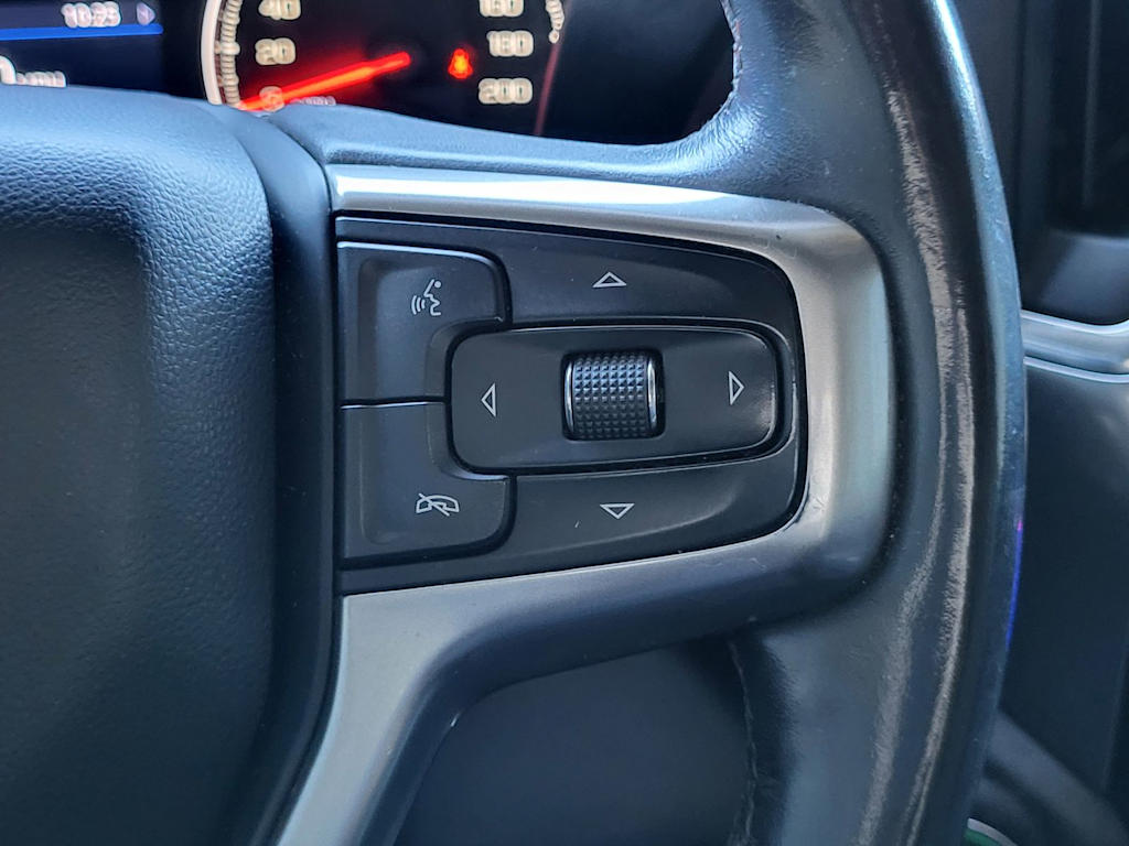Thumbnail: 2019 Chevrolet Silverado 1500 - 26