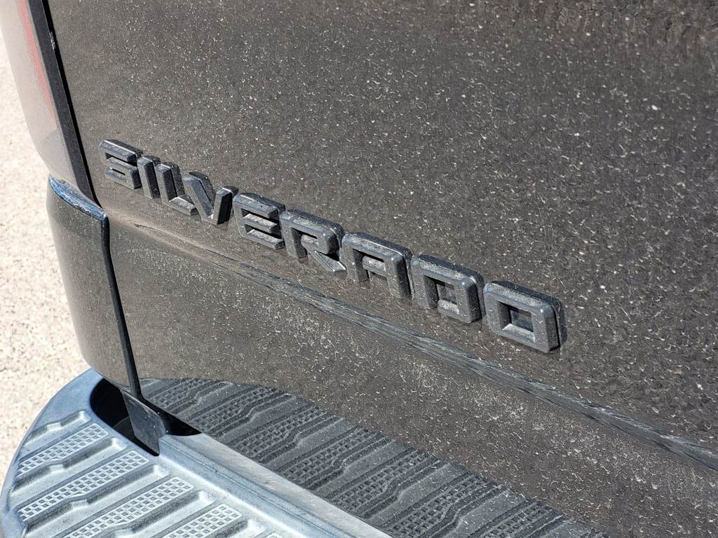 Thumbnail: 2019 Chevrolet Silverado 1500 - 21