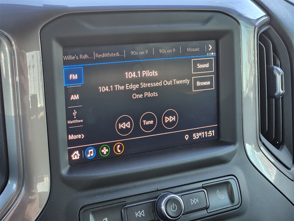 Thumbnail: 2020 Chevrolet Silverado 1500 - 13