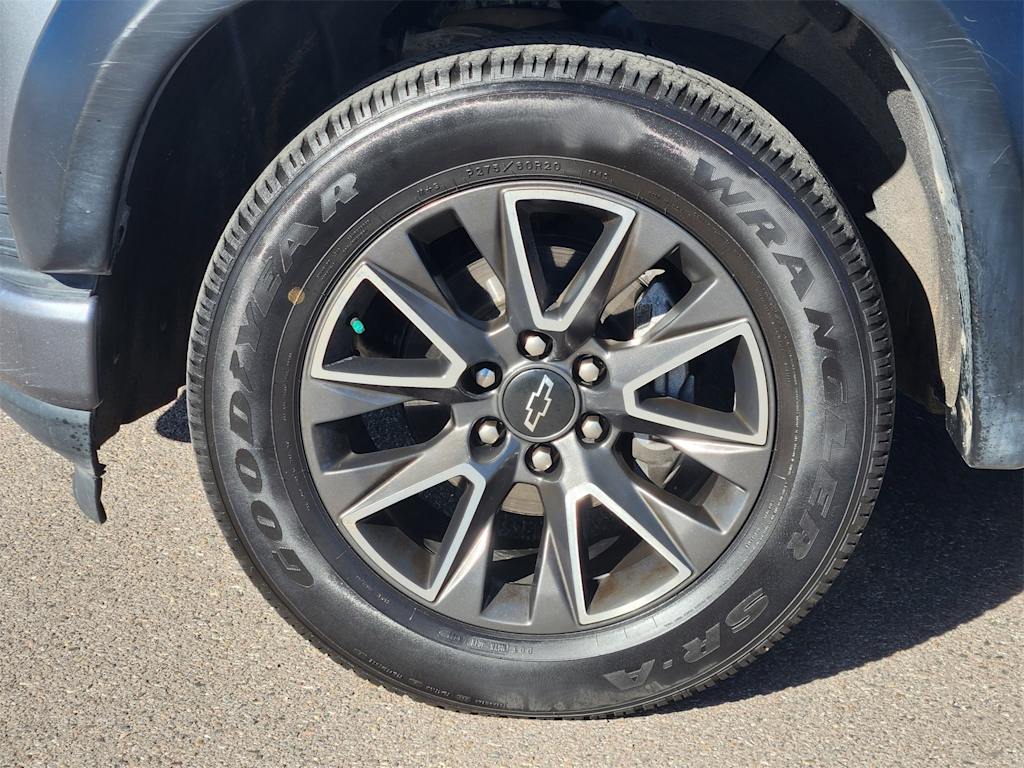 Thumbnail: 2020 Chevrolet Silverado 1500 - 17