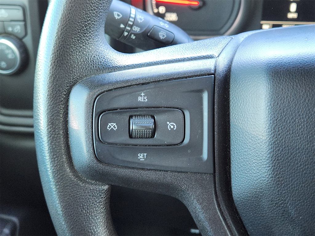 Thumbnail: 2020 Chevrolet Silverado 1500 - 22