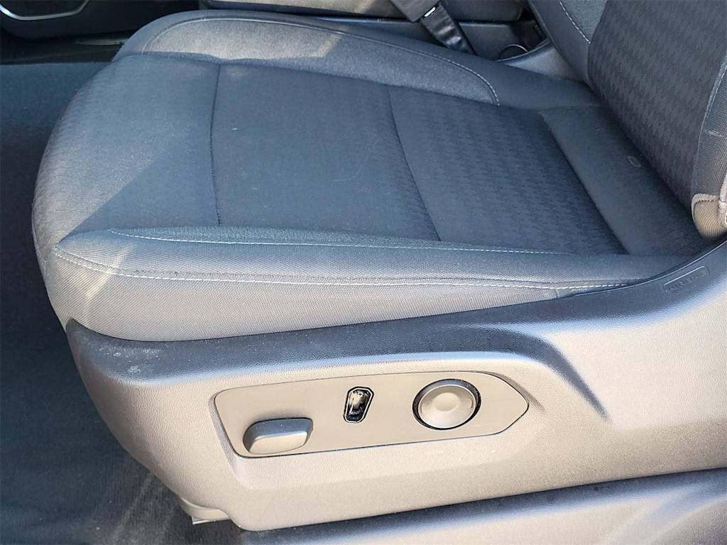 Thumbnail: 2023 Chevrolet Silverado 1500 - 26