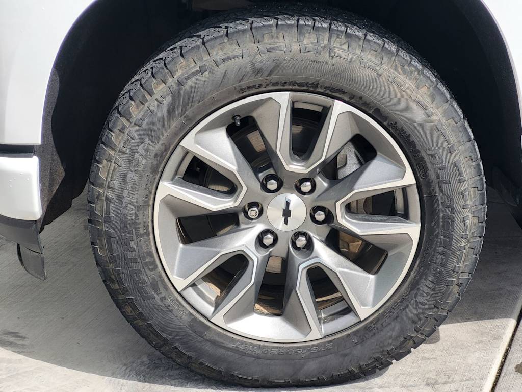 Thumbnail: 2021 Chevrolet Silverado 1500 - 18