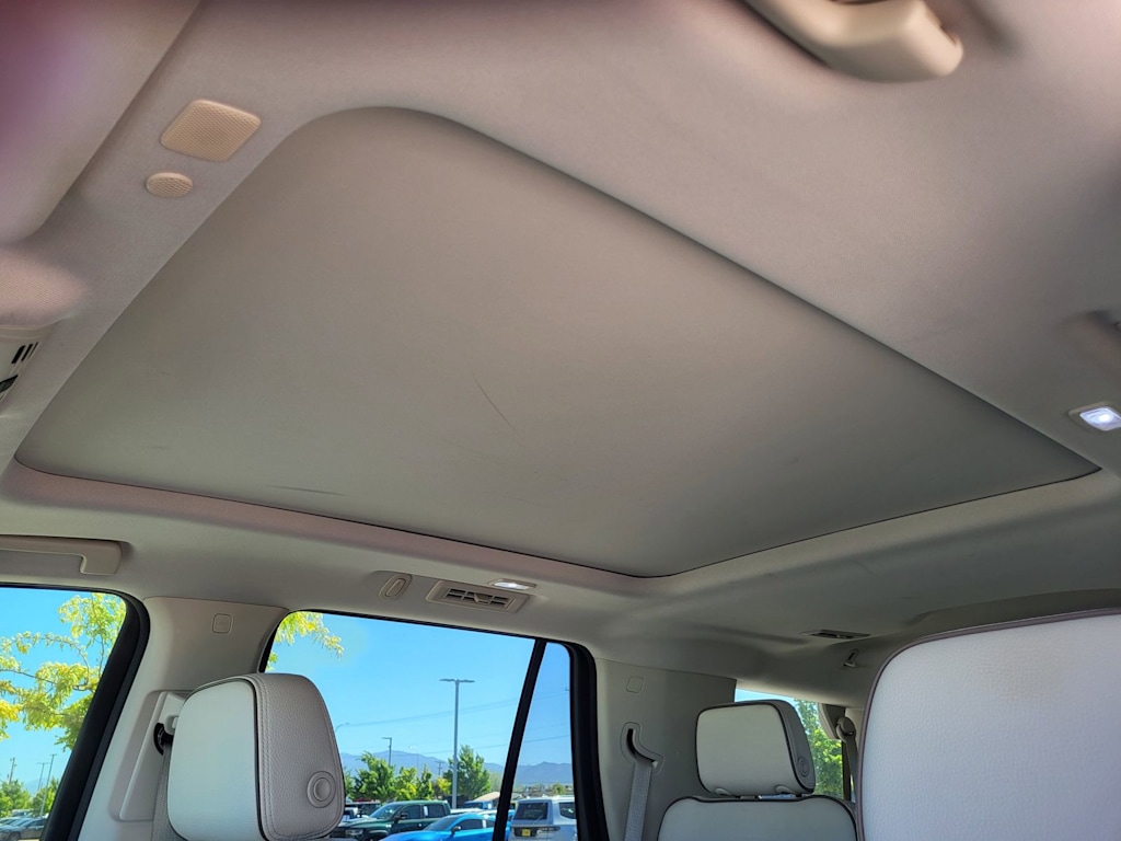 Thumbnail: 2022 GMC Yukon - 19