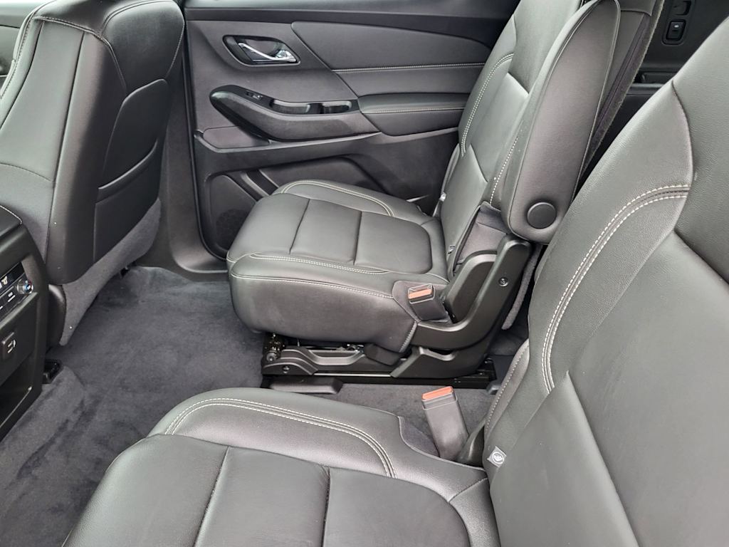 Thumbnail: 2023 Chevrolet Traverse - 30