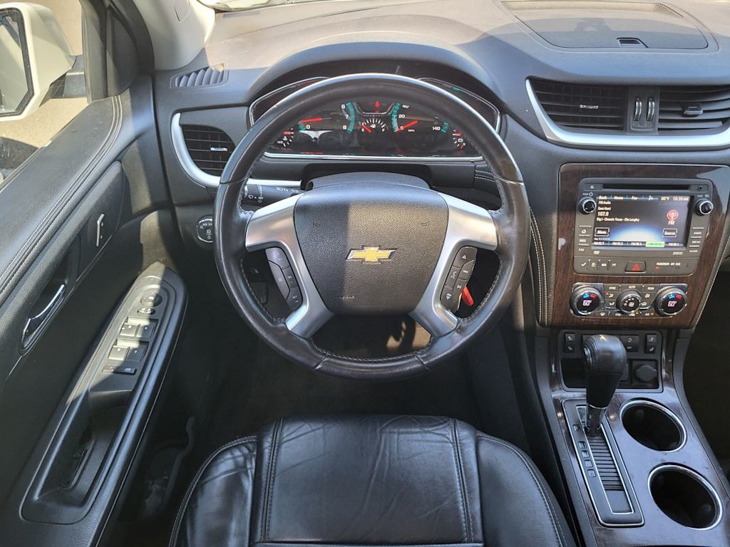 Thumbnail: 2015 Chevrolet Traverse - 2