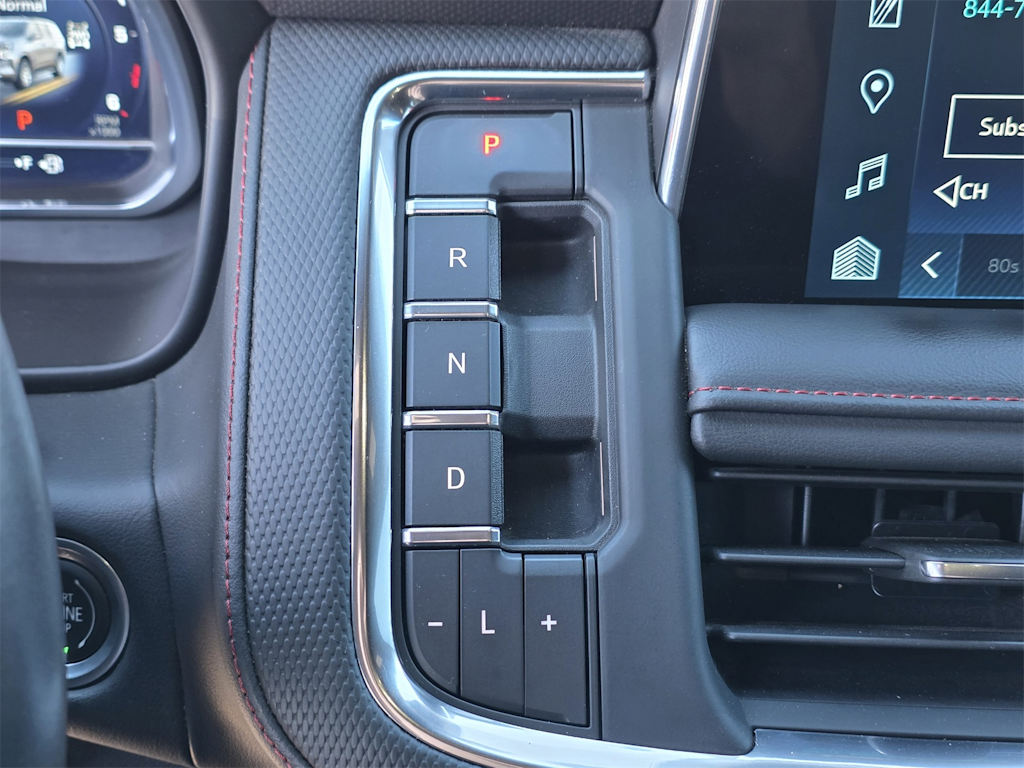 Thumbnail: 2023 Chevrolet Suburban - 14