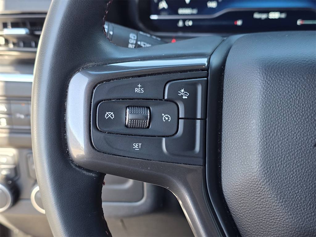 Thumbnail: 2023 Chevrolet Suburban - 20