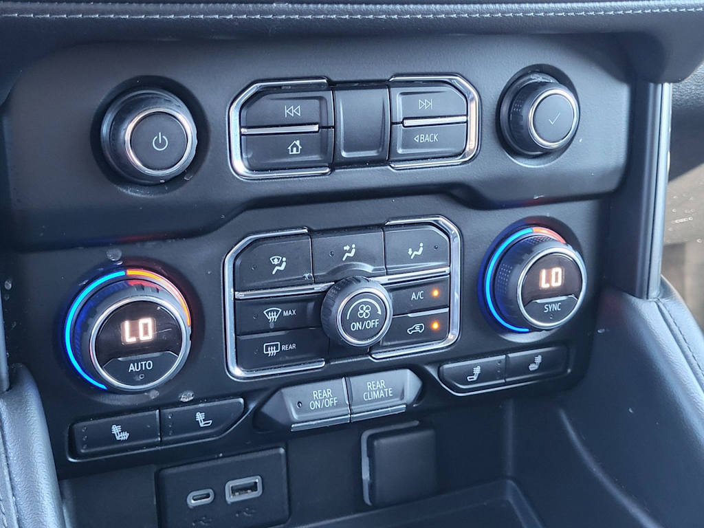 Thumbnail: 2021 Chevrolet Tahoe - 27