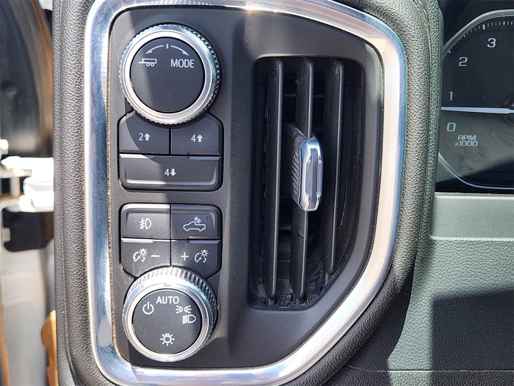 Thumbnail: 2022 GMC Sierra 2500 - 24