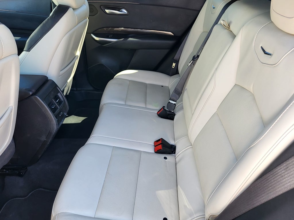 Thumbnail: 2021 Cadillac XT4 - 11