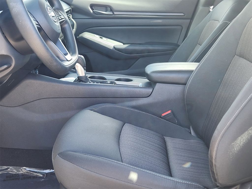 Thumbnail: 2024 Nissan Altima - 11