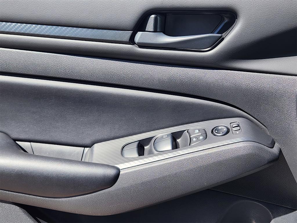 Thumbnail: 2024 Nissan Altima - 28