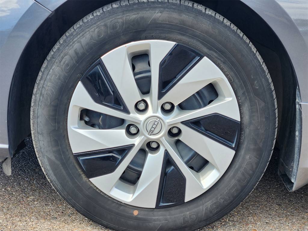 Thumbnail: 2024 Nissan Altima - 22