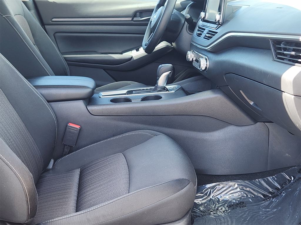 Thumbnail: 2024 Nissan Altima - 31