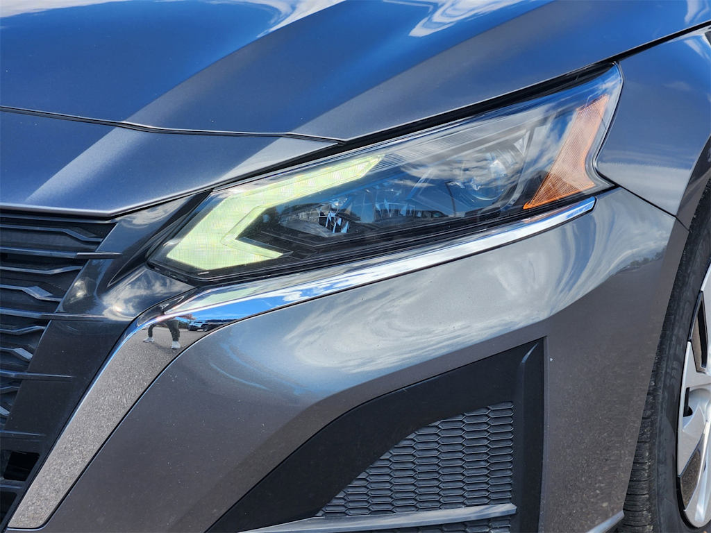 Thumbnail: 2024 Nissan Altima - 21