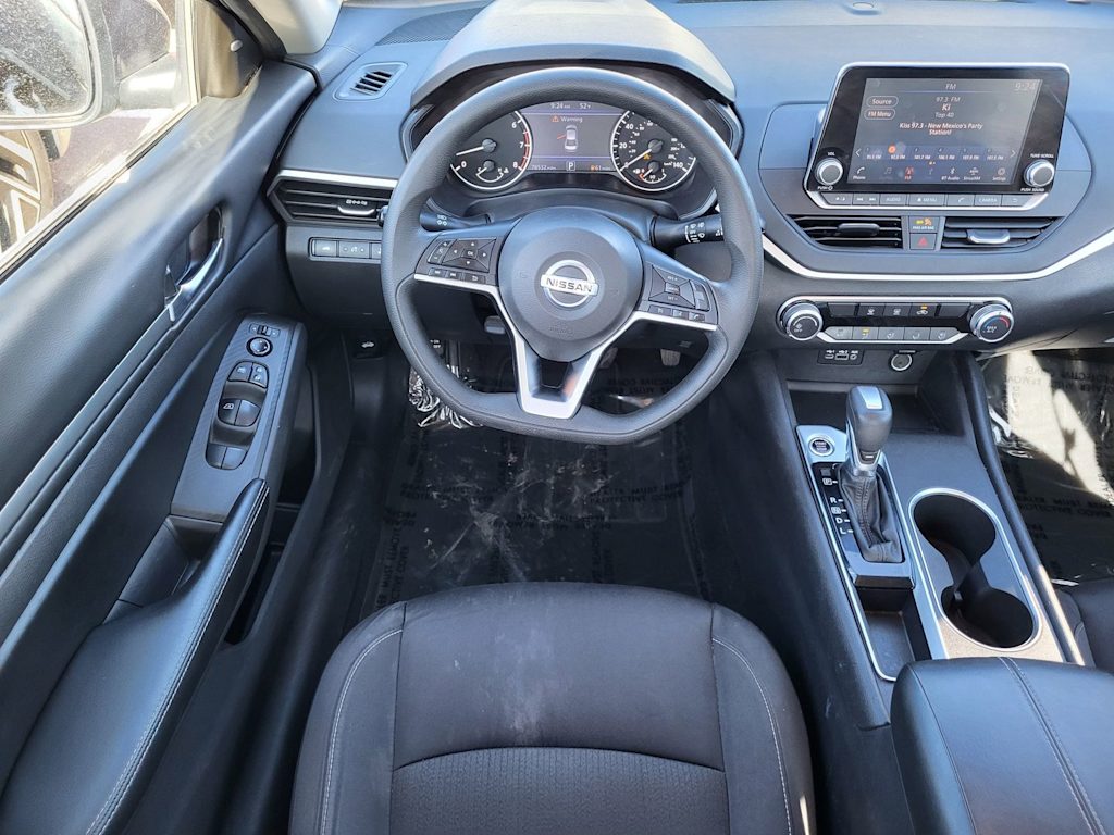 Thumbnail: 2022 Nissan Altima - 2