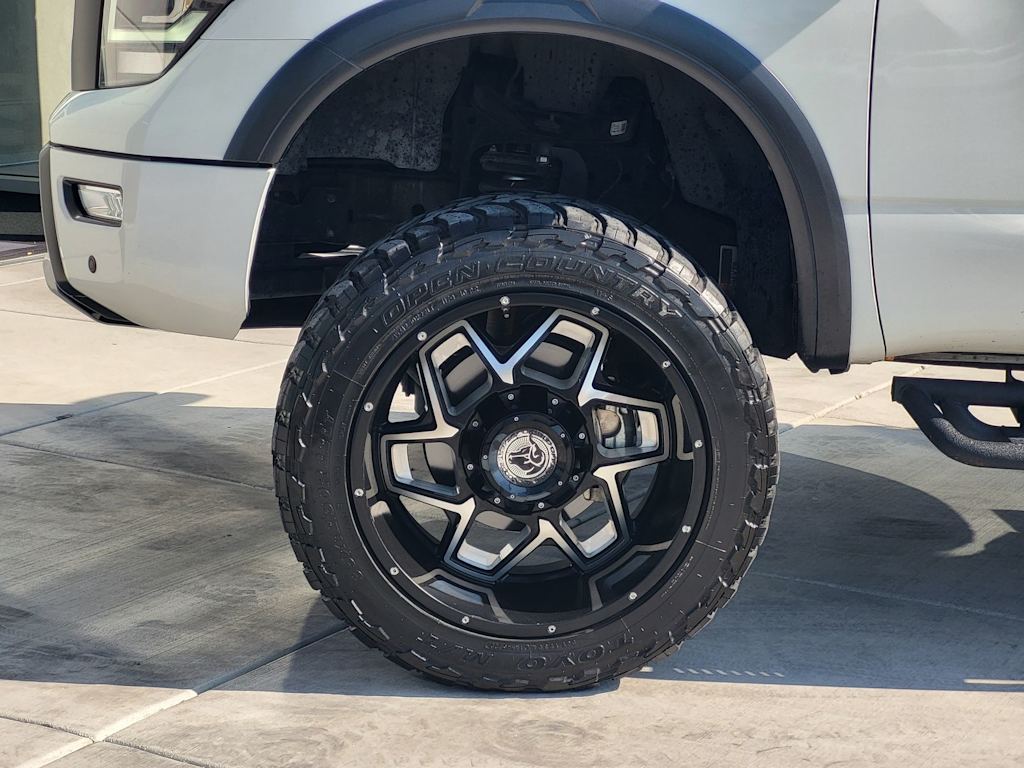 Thumbnail: 2021 Nissan Titan - 6