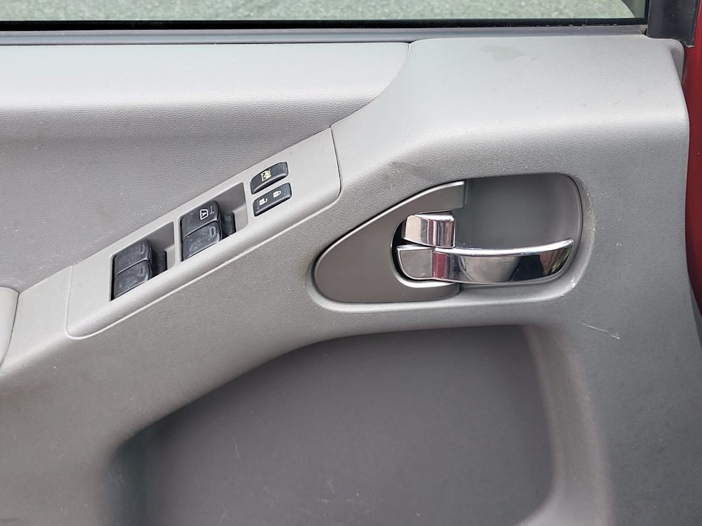 Thumbnail: 2019 Nissan Frontier - 23