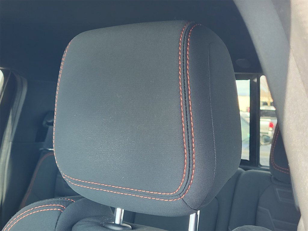 Thumbnail: 2023 Nissan Frontier - 9