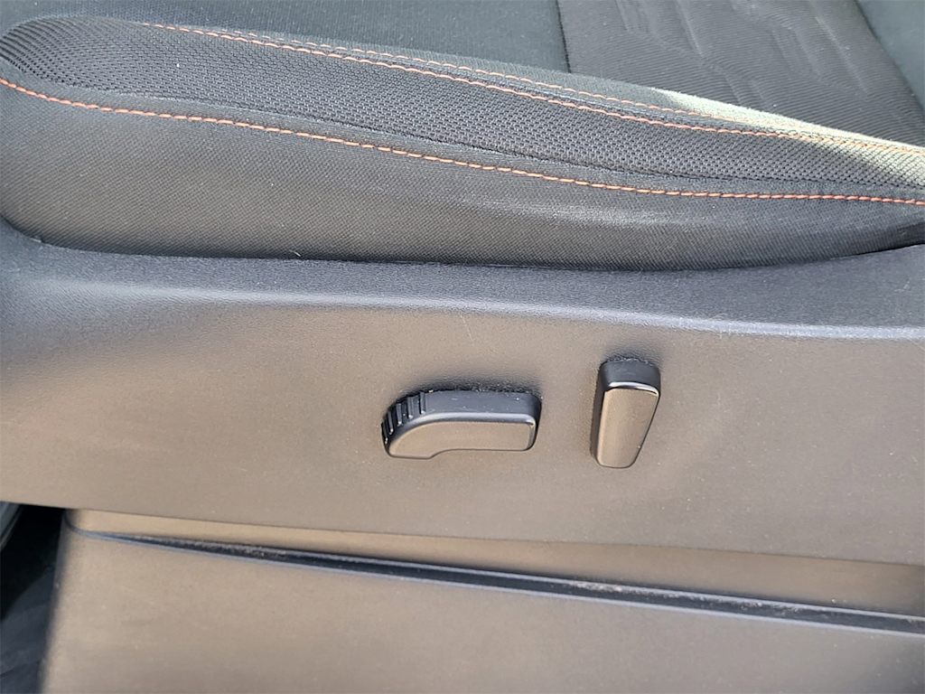 Thumbnail: 2023 Nissan Frontier - 21