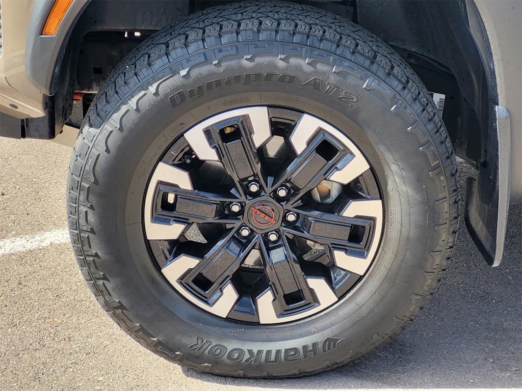 Thumbnail: 2023 Nissan Frontier - 19