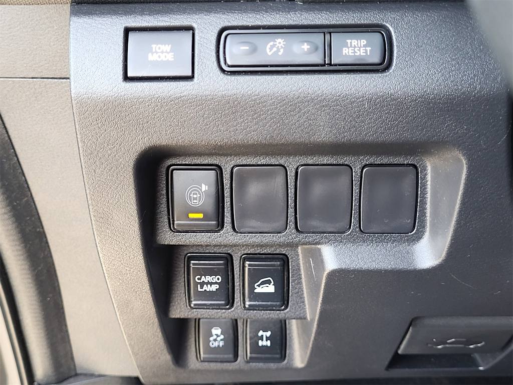 Thumbnail: 2023 Nissan Frontier - 26