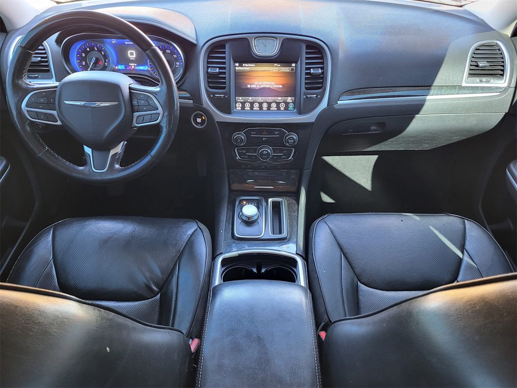 Thumbnail: 2019 Chrysler 300 - 2