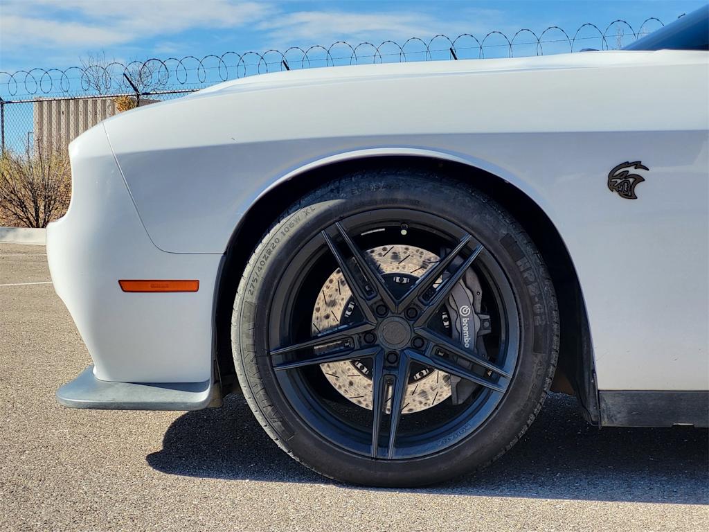 Thumbnail: 2018 Dodge Challenger - 8