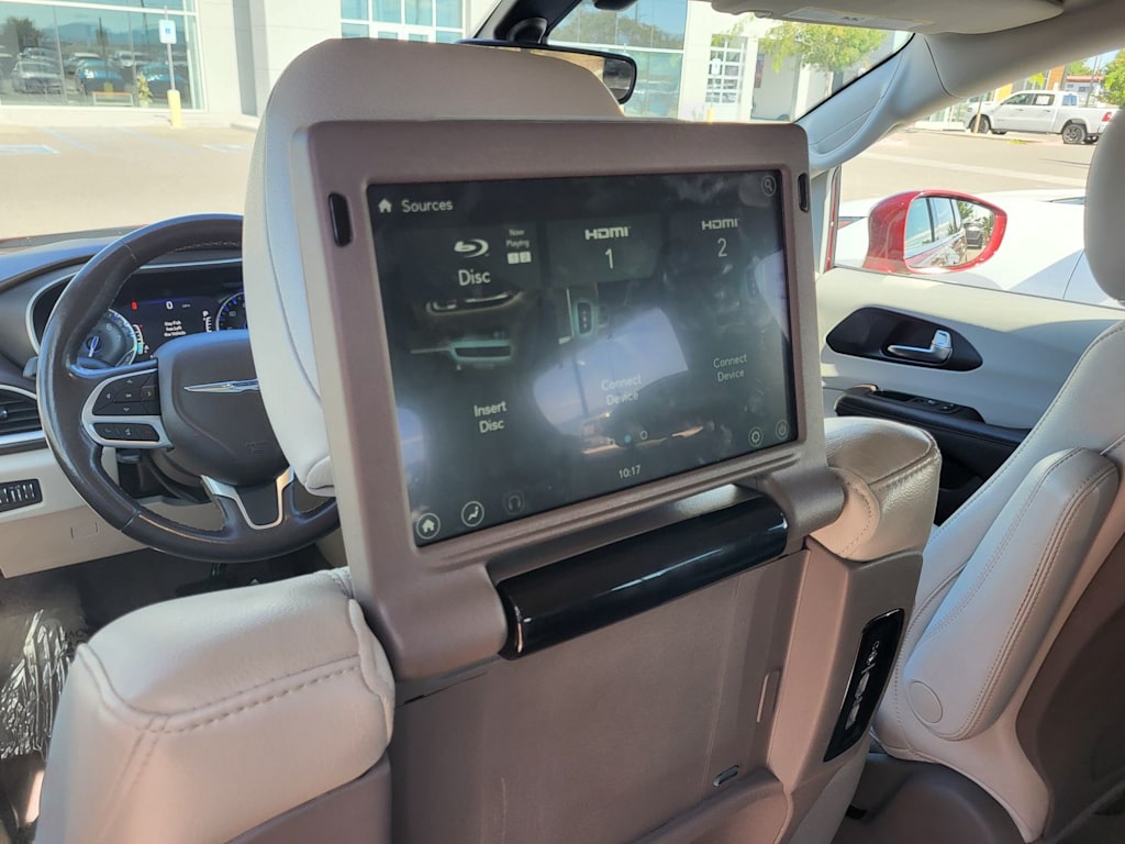 Thumbnail: 2020 Chrysler Pacifica - 28