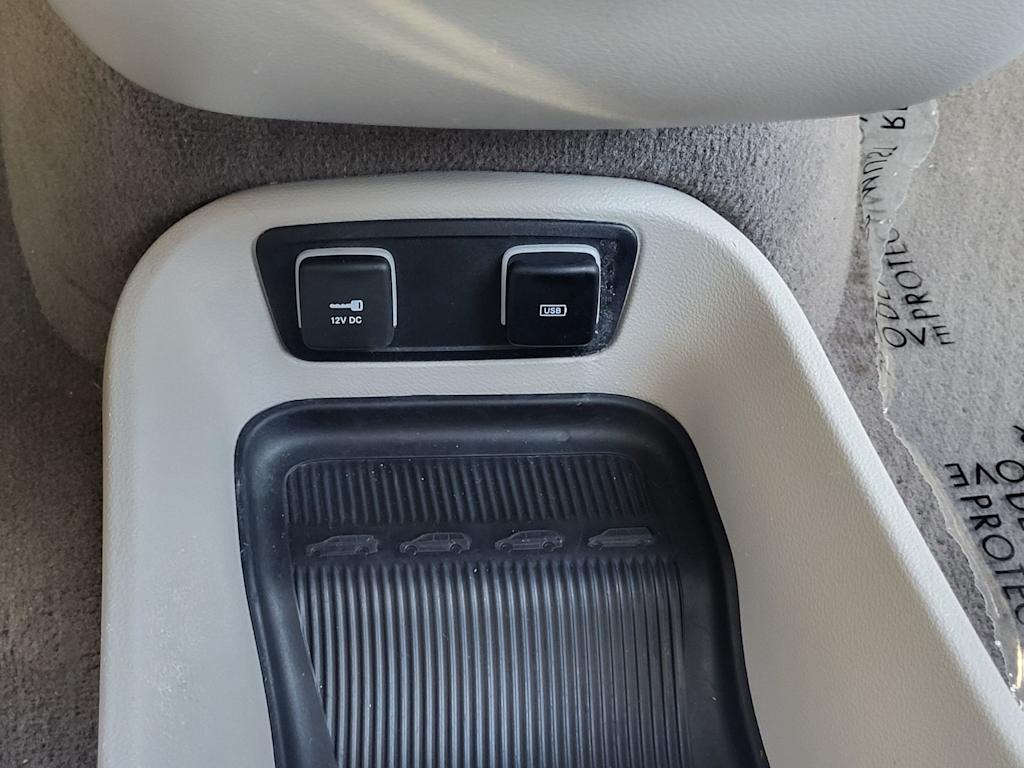 Thumbnail: 2020 Chrysler Pacifica - 26