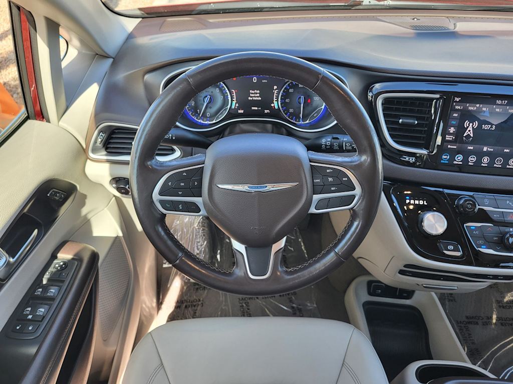 Thumbnail: 2020 Chrysler Pacifica - 2
