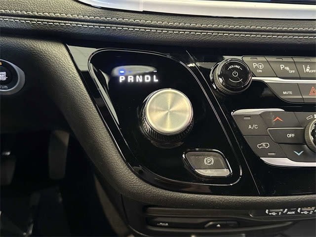 Thumbnail: 2025 Chrysler Pacifica - 14