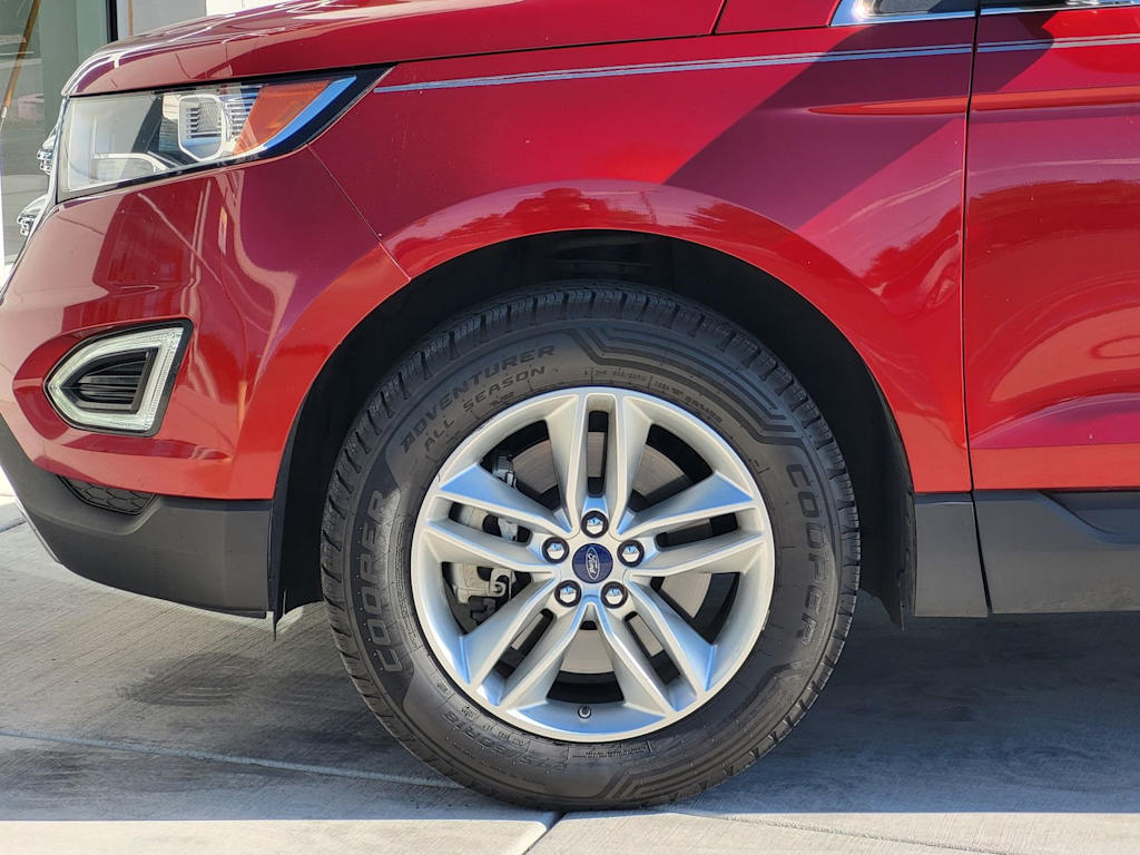 Thumbnail: 2017 Ford Edge - 6