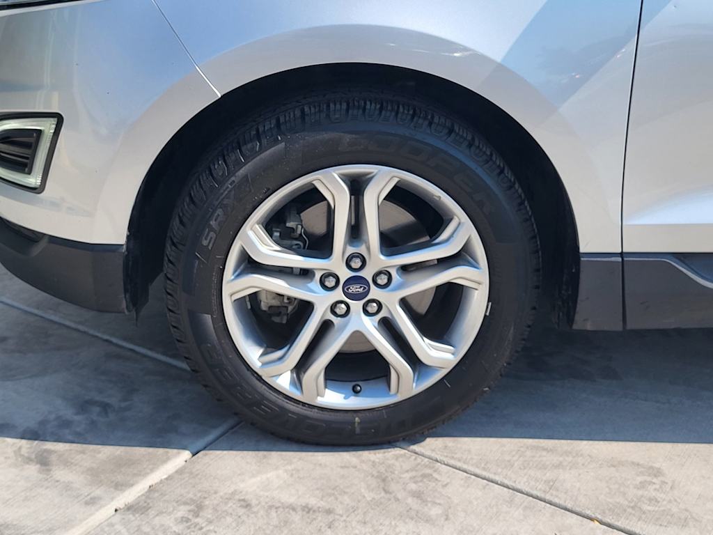 Thumbnail: 2016 Ford Edge - 6