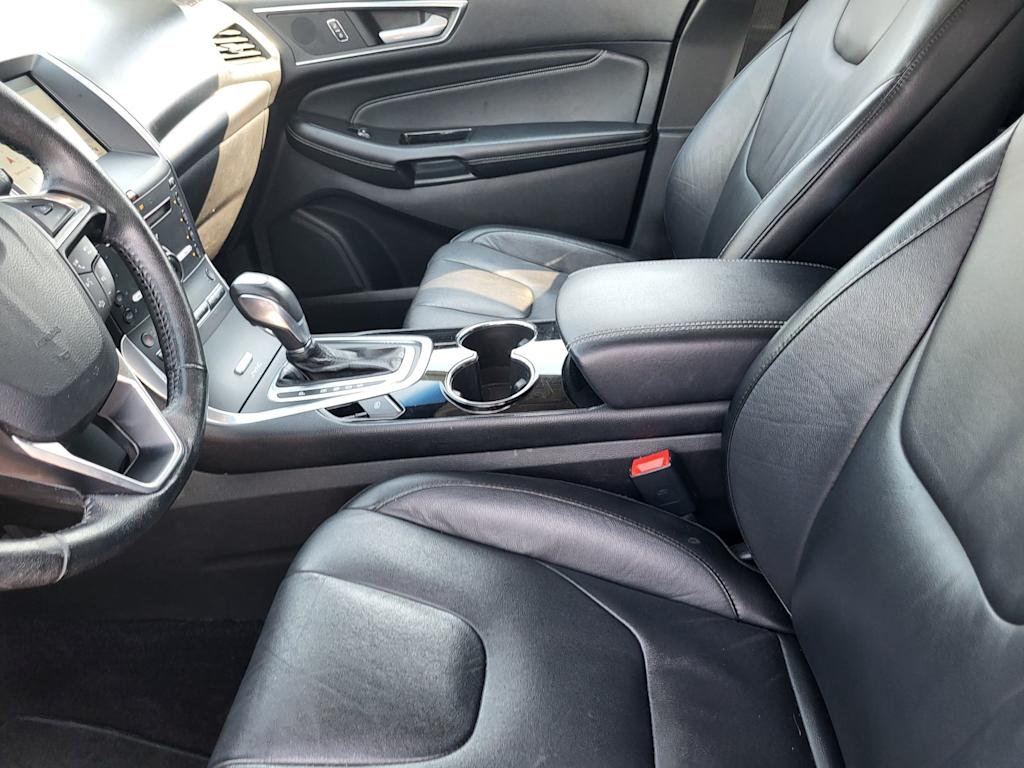 Thumbnail: 2016 Ford Edge - 10