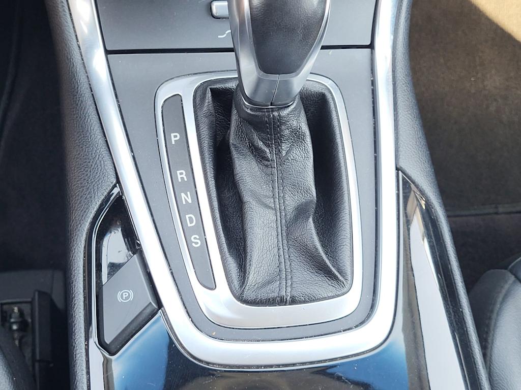 Thumbnail: 2016 Ford Edge - 30