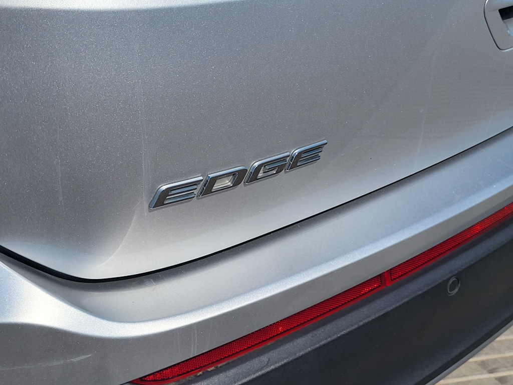 Thumbnail: 2016 Ford Edge - 5