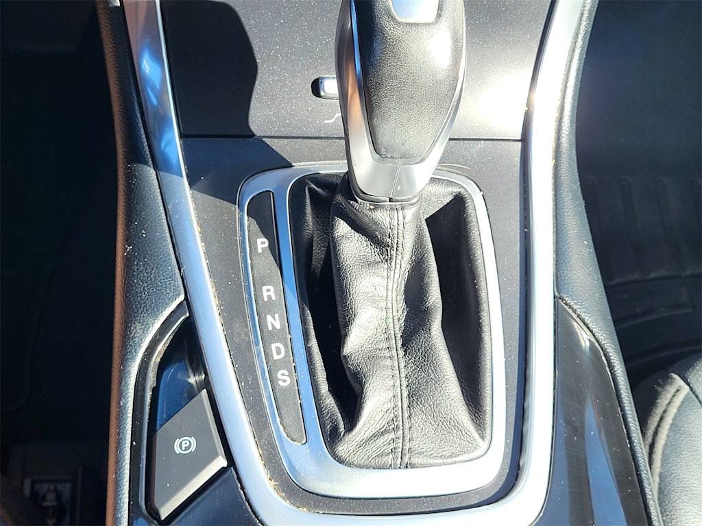 Thumbnail: 2017 Ford Edge - 14