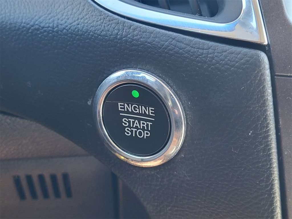 Thumbnail: 2017 Ford Edge - 26