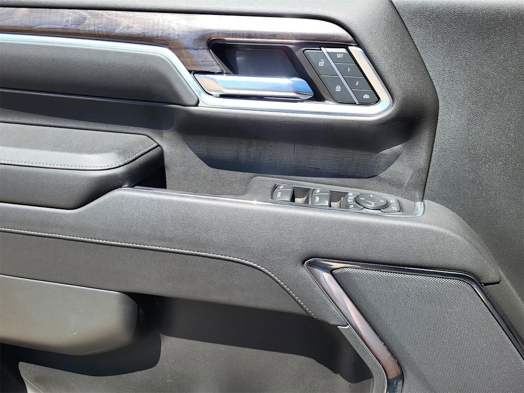 Thumbnail: 2024 Chevrolet Silverado 2500 - 20