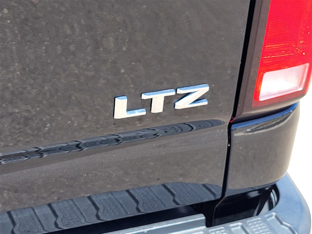 Thumbnail: 2024 Chevrolet Silverado 2500 - 16