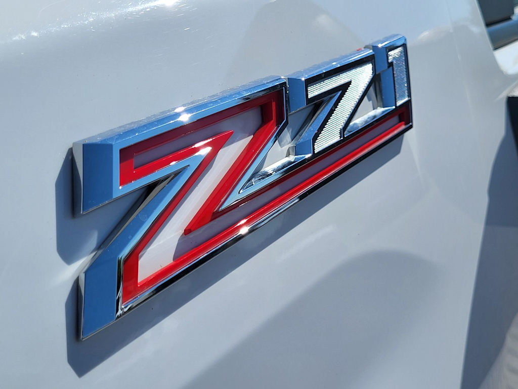 Thumbnail: 2024 Chevrolet Silverado 2500 - 5